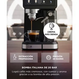 Cafetera Expreso Cuk By Gadnic CM5600 Semi Automática 20 Bar Con Espumador De Leche