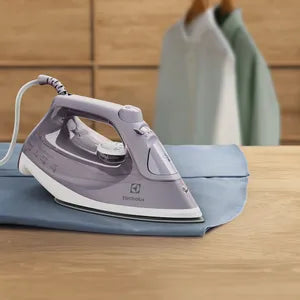 Plancha a Vapor Electrolux ESI50