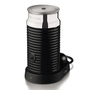 Cafetera Nespresso Inissia Black + Aeroccino 3